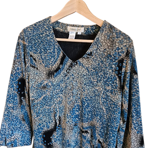 Coldwater Creek Blouse VNeck Textured Blue Black Tan Women's Medium - Picture 2 of 6